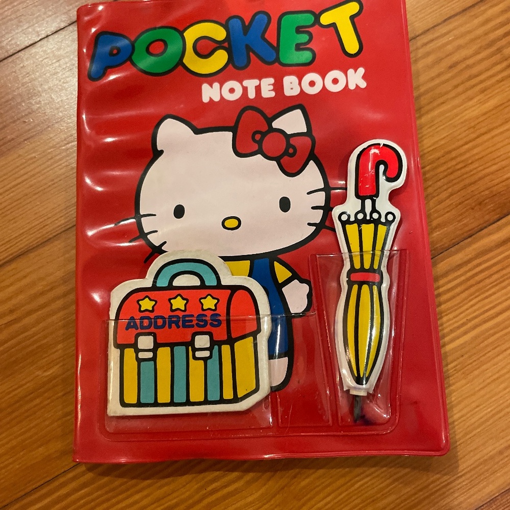 Vintage 1976 Hello Kitty pocket notebook